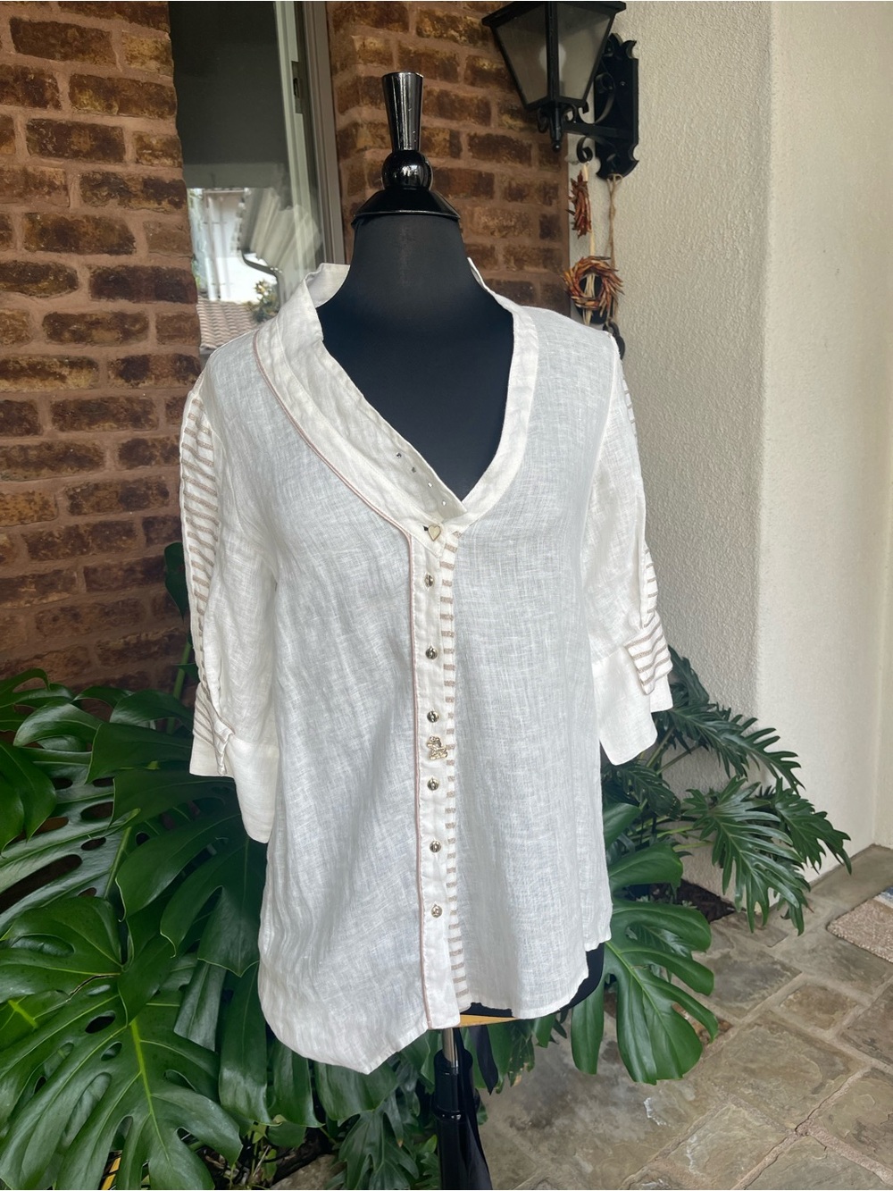 Elisa Cavaletti White Linen Button-Front V-Neck Blouse with Stripe Trim